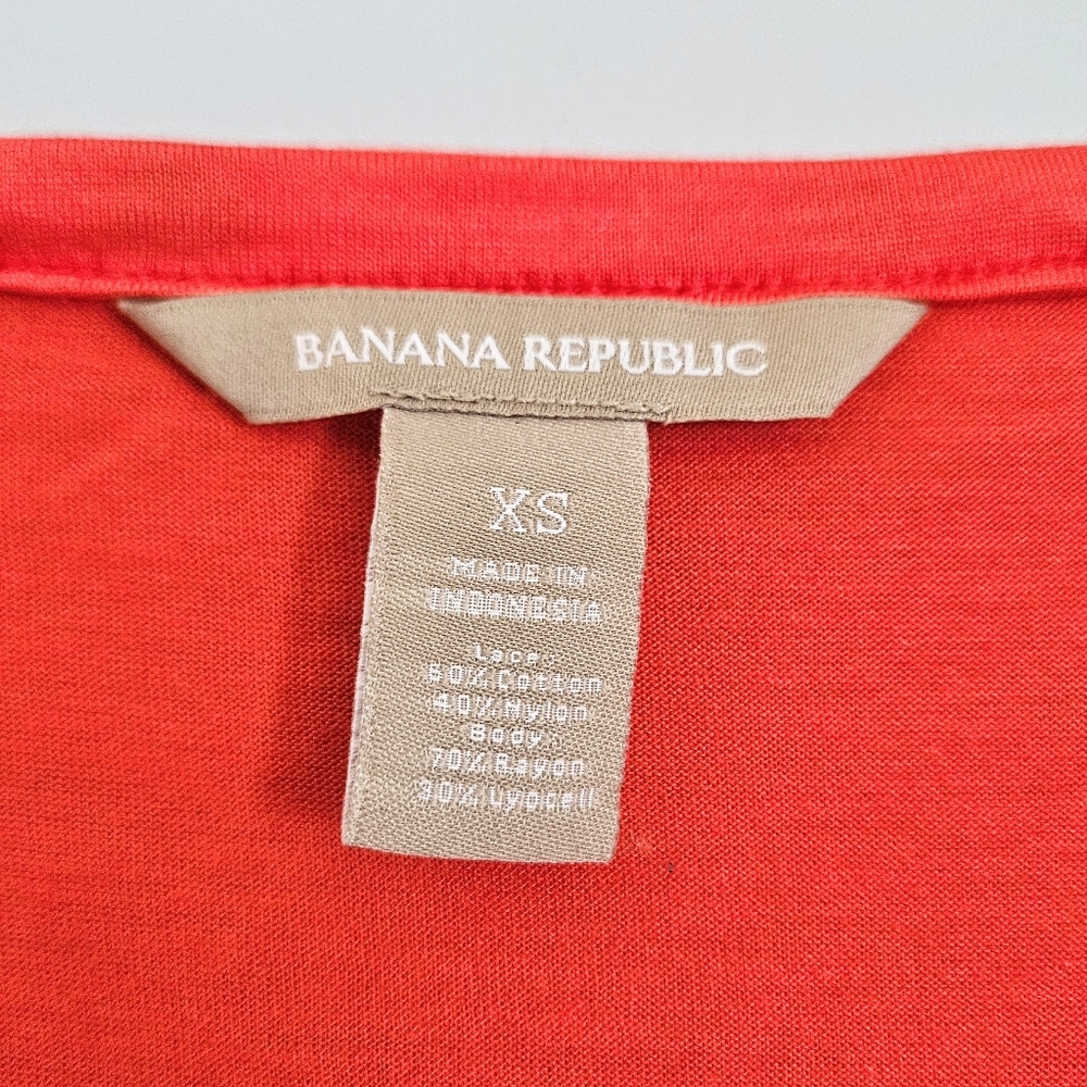 5/$30 Banana Republic Bright Peachy Orange Sleeveless Lacy Front Summer Tank Top - Picture 2 of 4